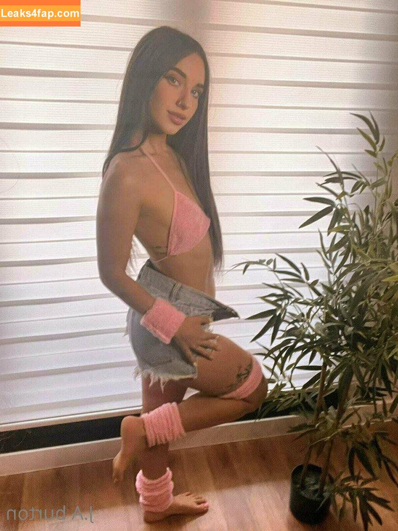 jesica.burton / jesicajes.b leaked photo photo #0030