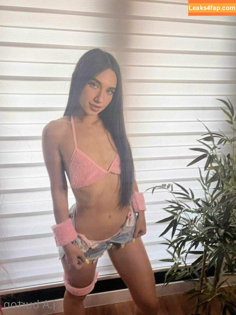 jesica.burton / jesicajes.b leaked photo photo #0043