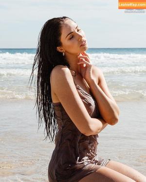 Jess Green photo #0012