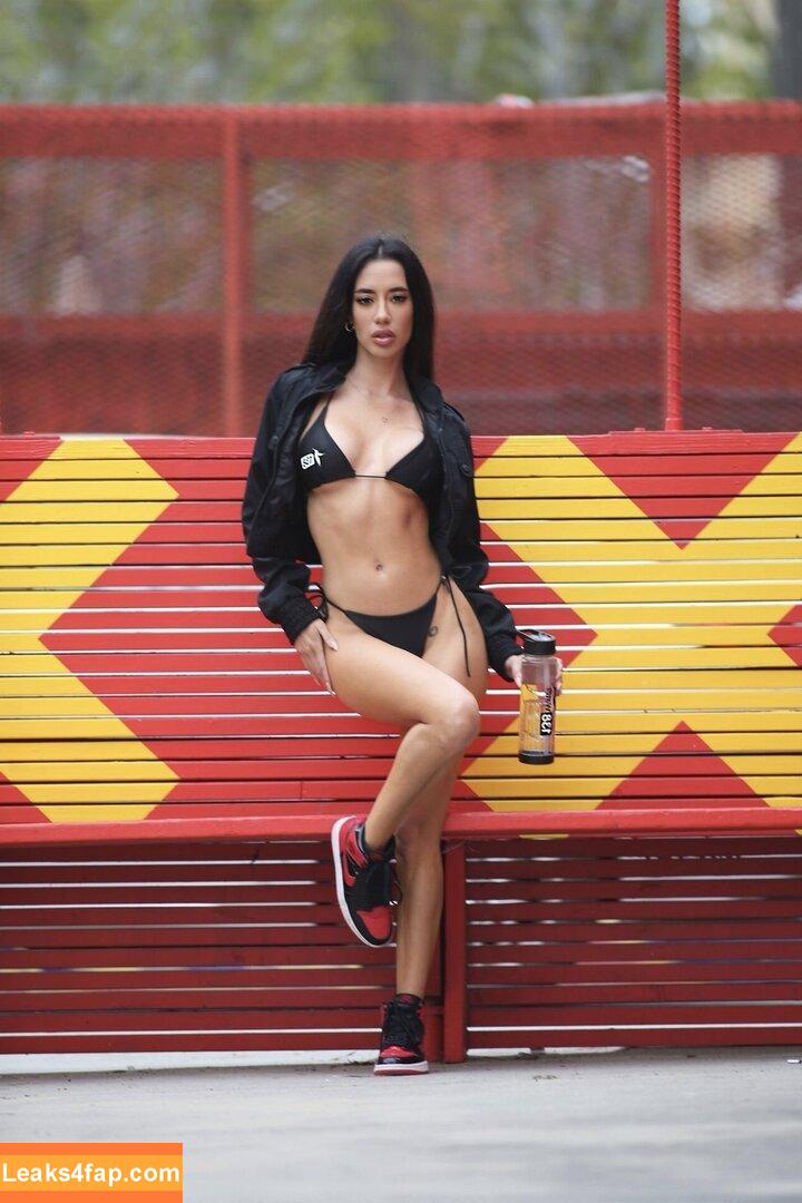 Jessenia Escamilla / jessenia.escamillaa / jessiebabessssss leaked photo photo #0025