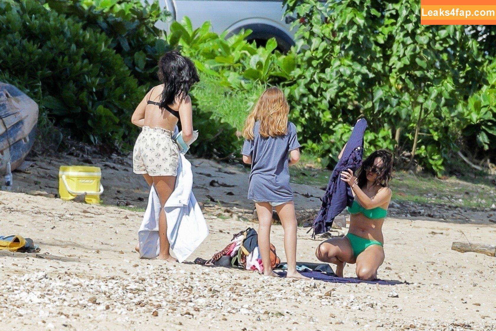 Jessica Alba / jessicaalba leaked photo photo #0359