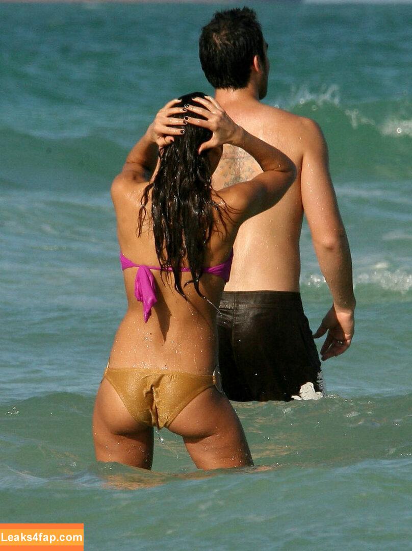 Jessica Alba / https: / jessicaalba leaked photo photo #1583