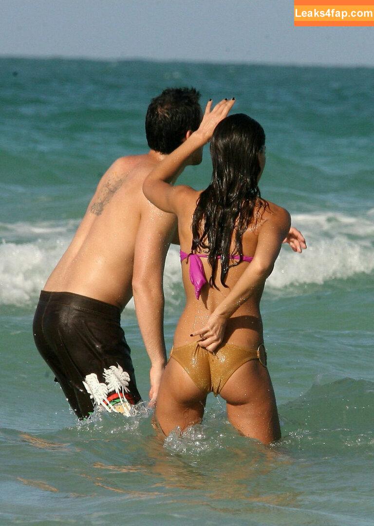 Jessica Alba / https: / jessicaalba leaked photo photo #1587
