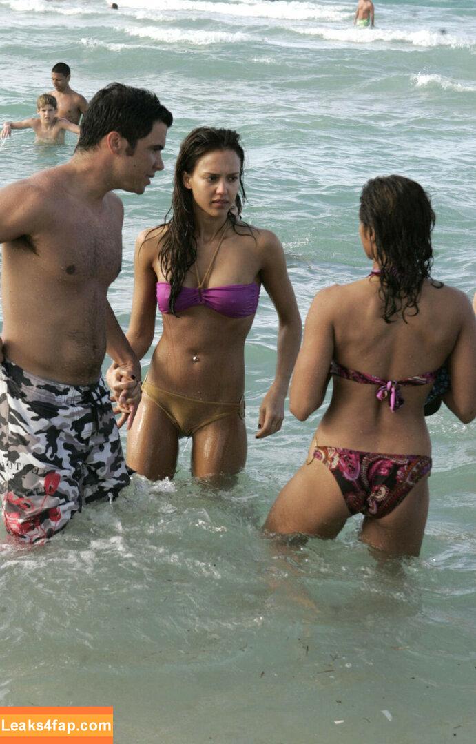 Jessica Alba / https: / jessicaalba leaked photo photo #1592
