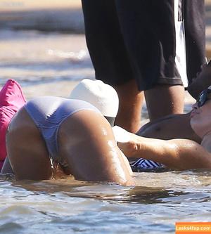 Jessica Alba photo #1683