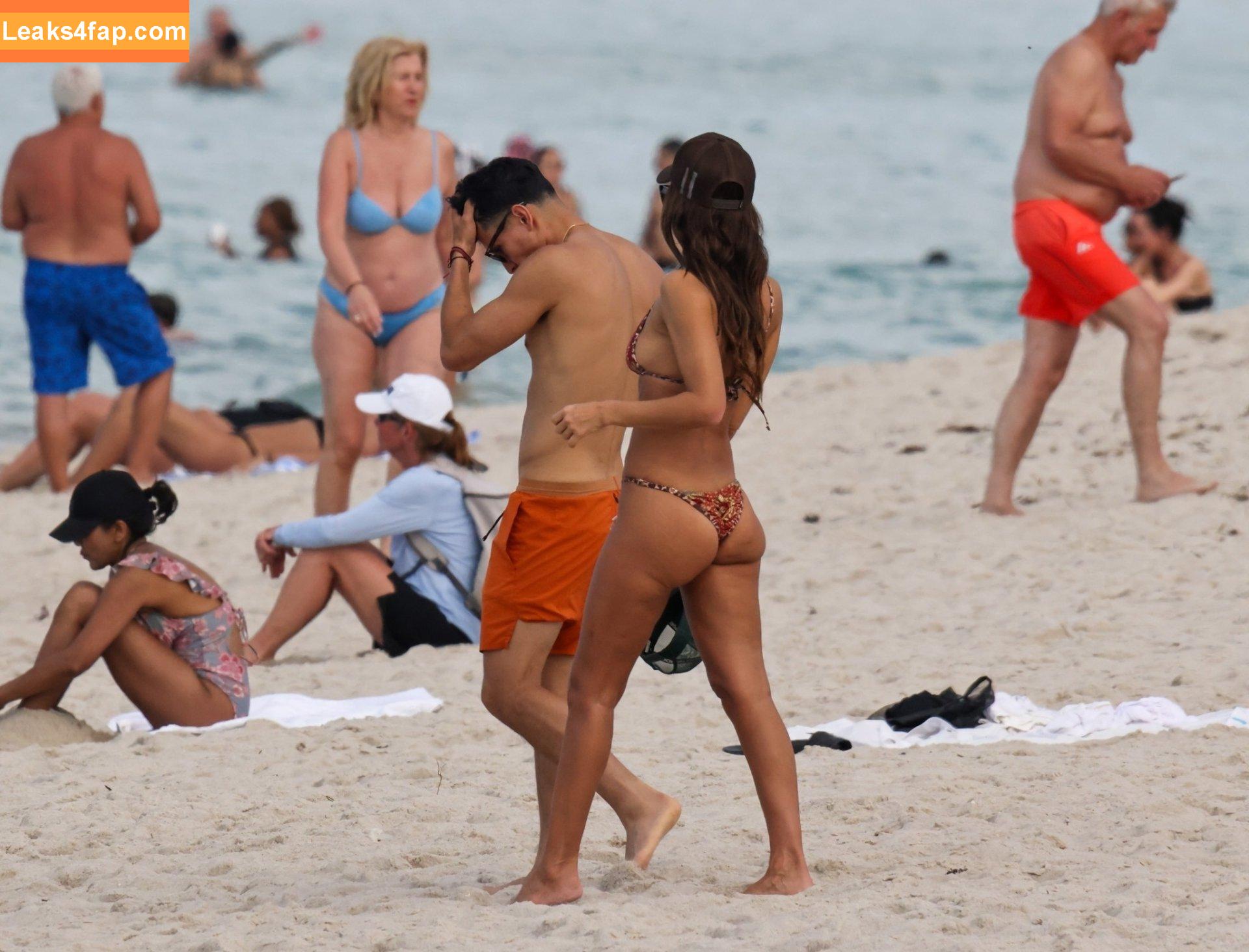 Jessica Alba / https: / jessicaalba leaked photo photo #2435