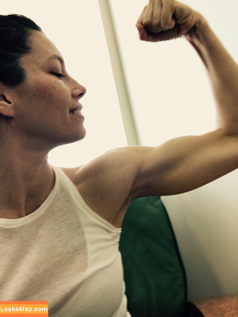 Jessica Biel / JessicaBiel слитое фото фото #0002