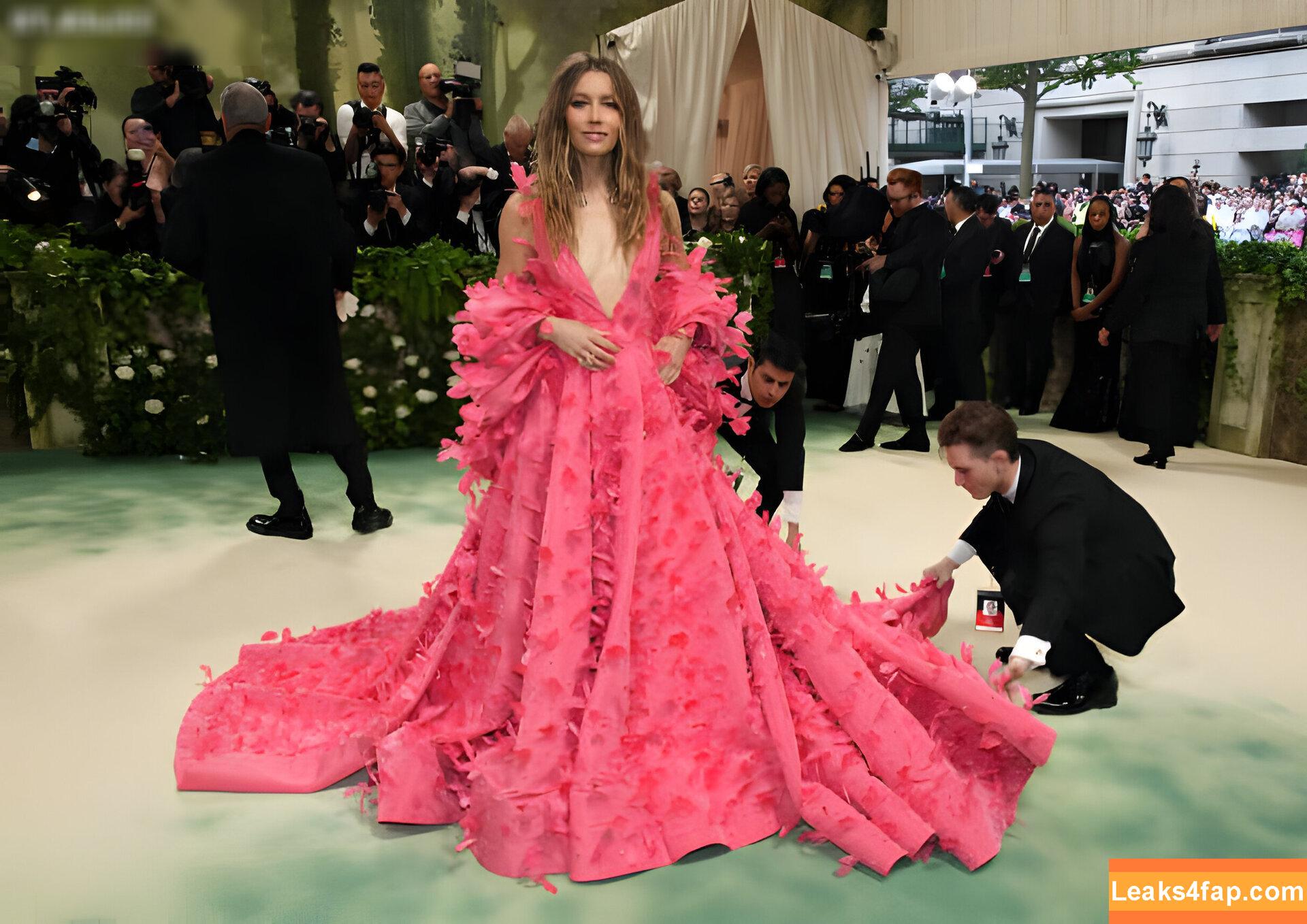 Jessica Biel / JessicaBiel leaked photo photo #0606