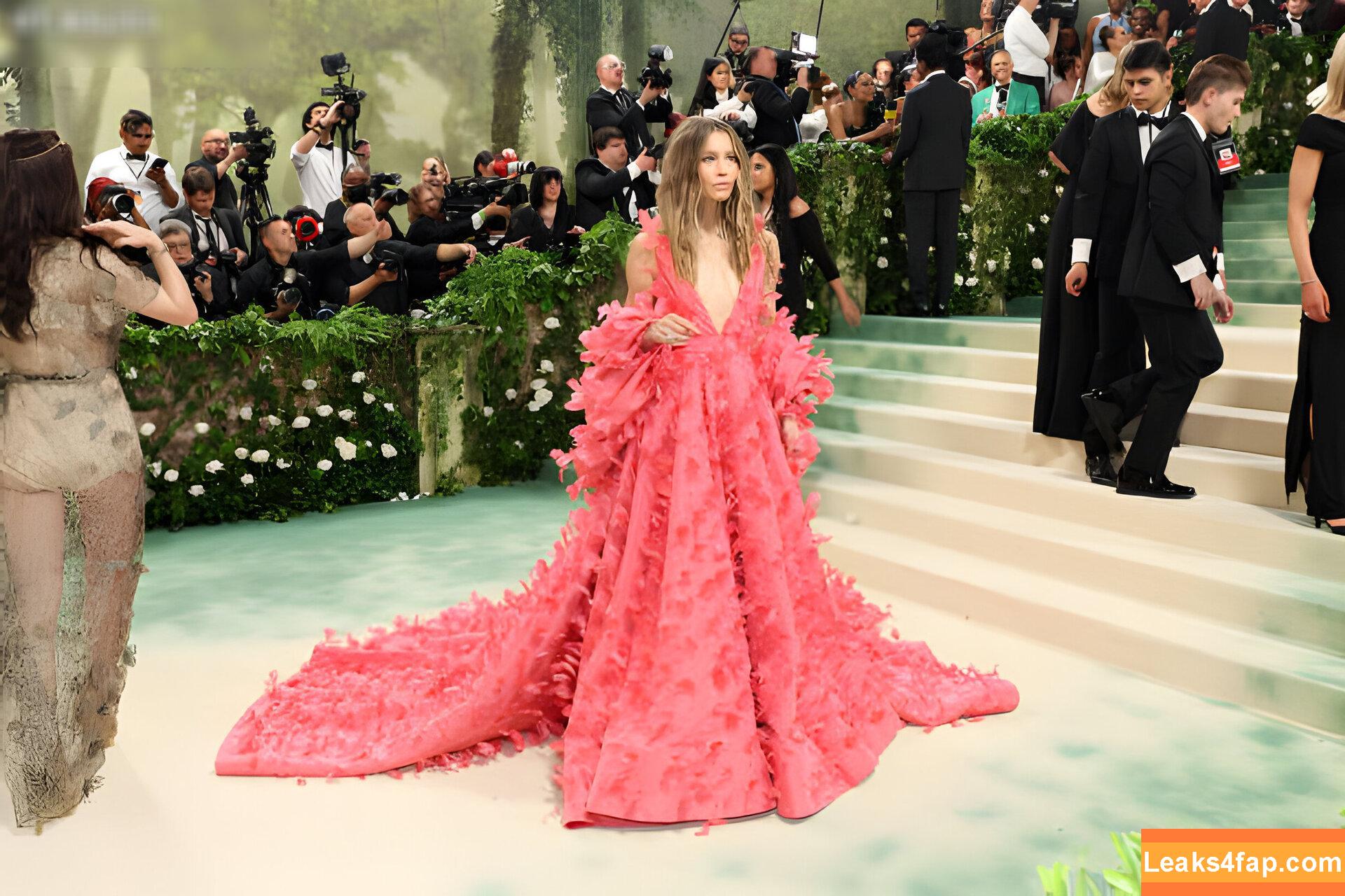 Jessica Biel / JessicaBiel leaked photo photo #0607