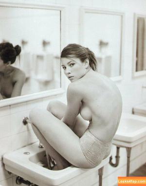 Jessica Biel фото #0111