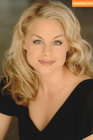 Jessica Collins photo #0025