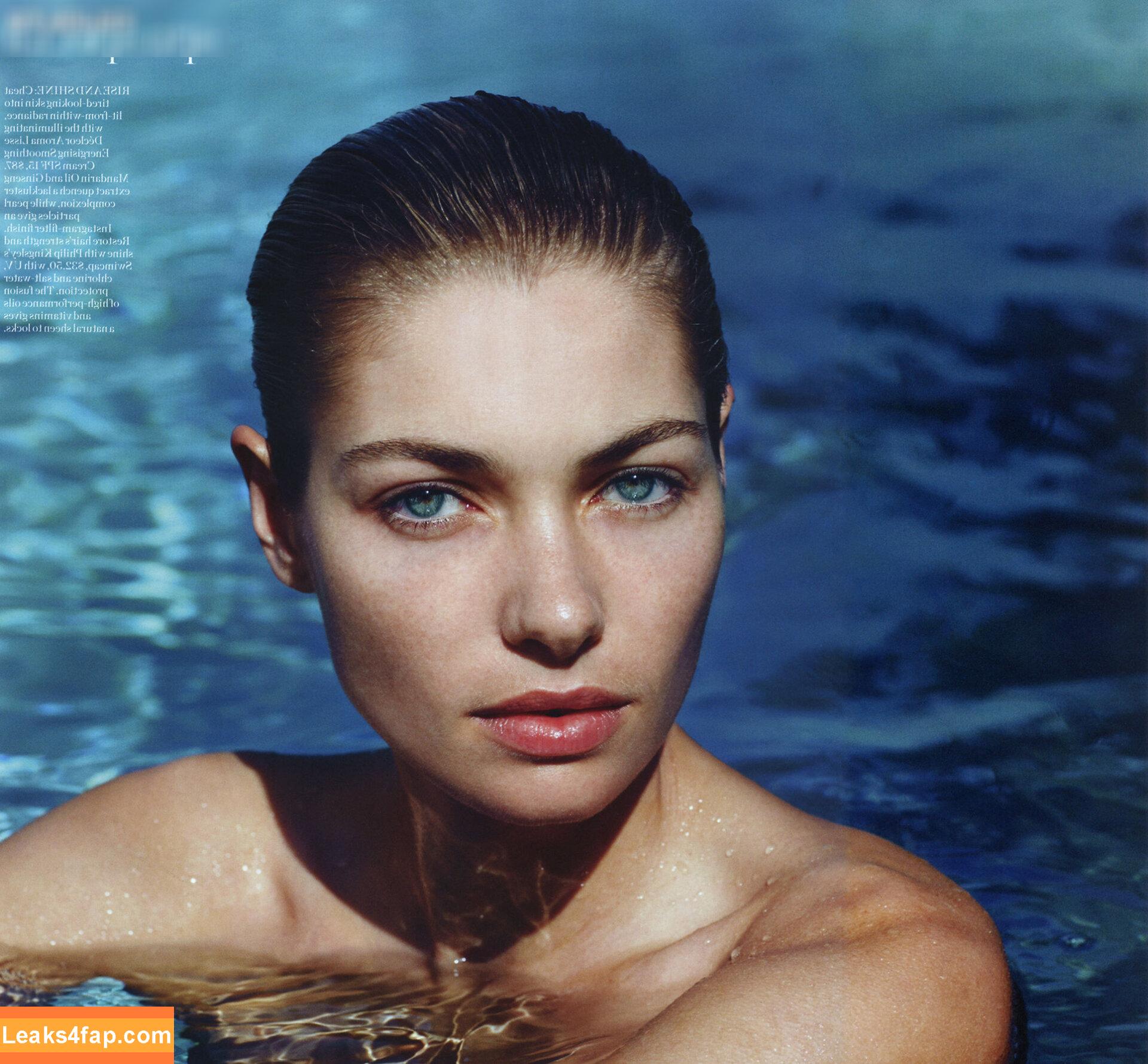 Jessica Hart /  leaked photo photo #0224