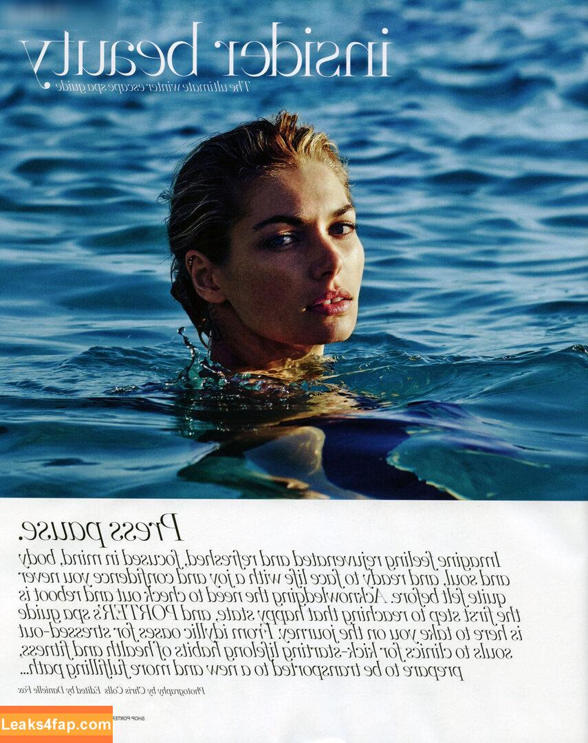 Jessica Hart /  leaked photo photo #0226