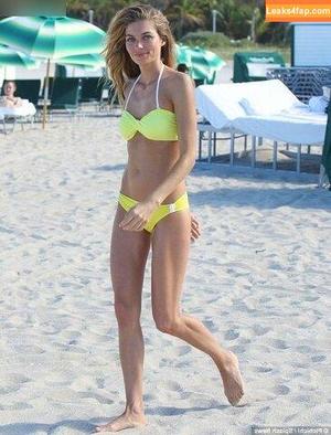 Jessica Hart photo #0158