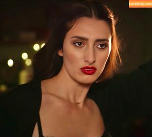 Jessica Knappett photo #0003