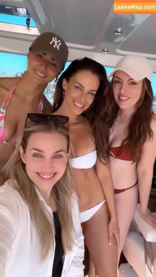 Jessica Lowndes / jessicalowndes leaked photo photo #0138