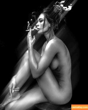 Jessica Naz photo #0066
