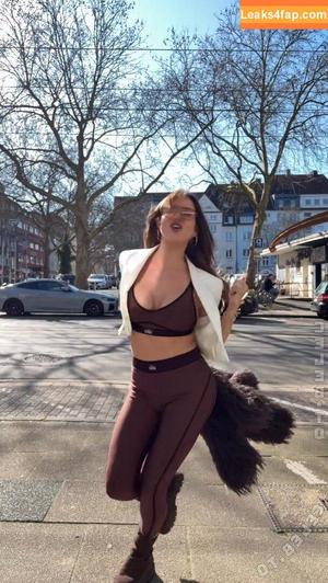 Jessica Paszka photo #0233