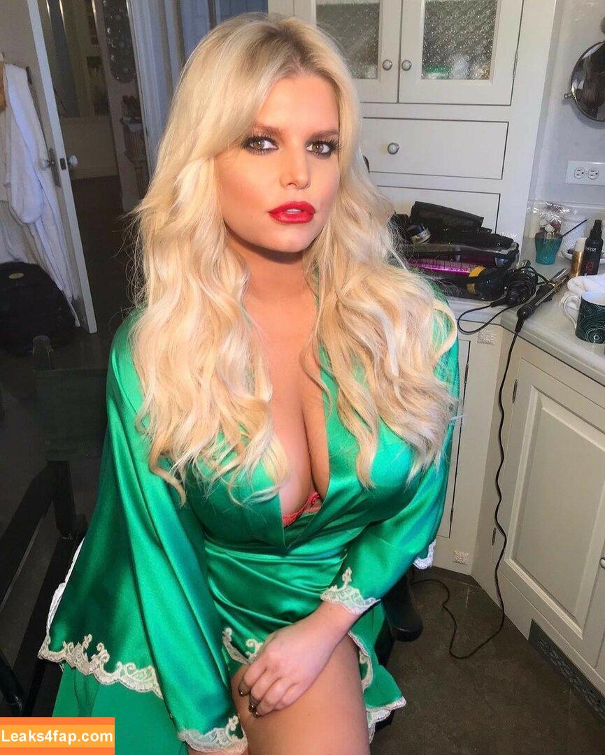 Jessica Simpson / 52529184 / JessicaSimpson слитое фото фото #0042
