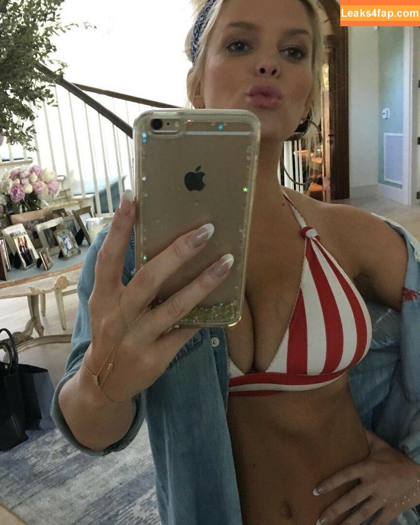 Jessica Simpson / 52529184 / JessicaSimpson слитое фото фото #0056