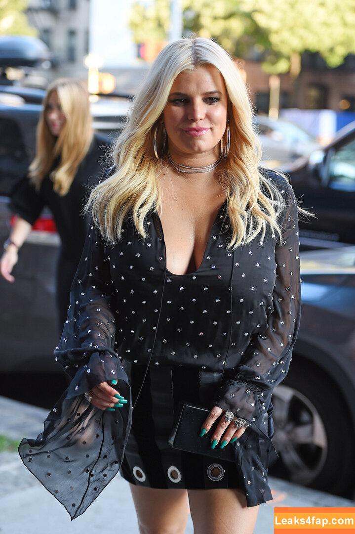 Jessica Simpson / 52529184 / JessicaSimpson слитое фото фото #0362