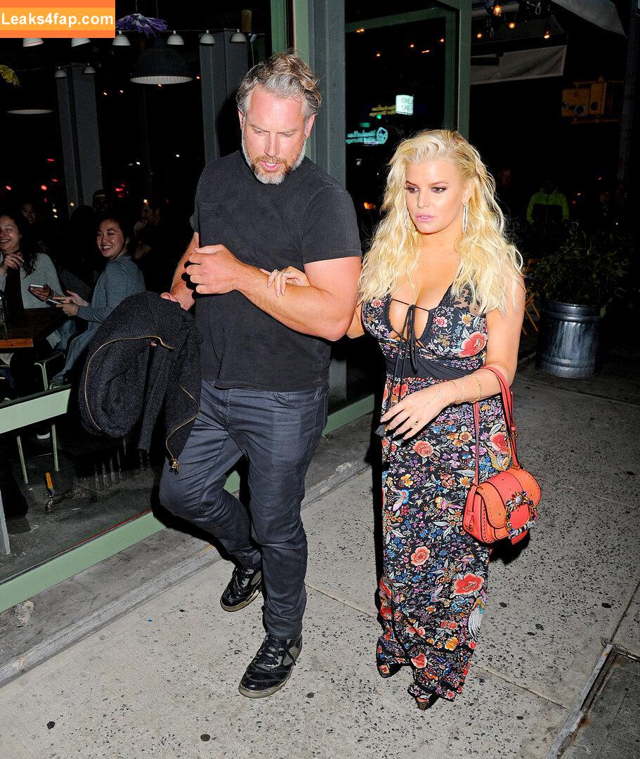 Jessica Simpson / 52529184 / JessicaSimpson слитое фото фото #0394