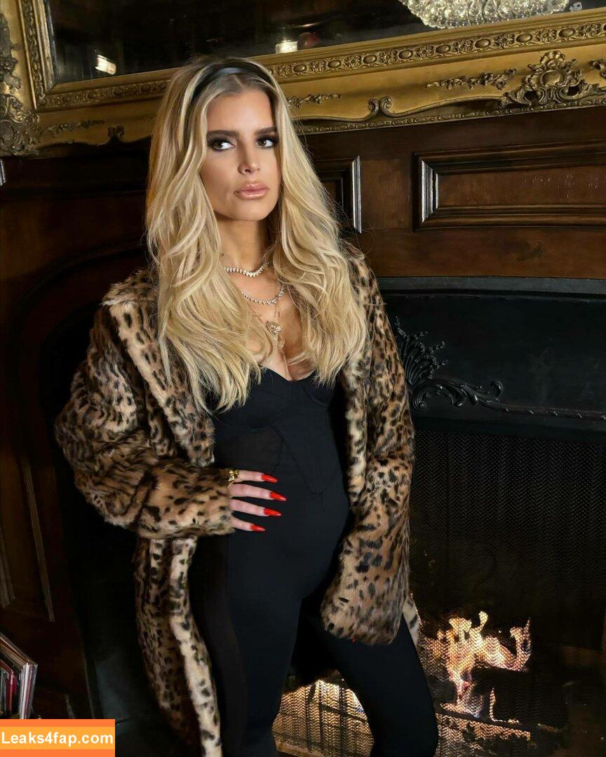 Jessica Simpson / 52529184 / JessicaSimpson слитое фото фото #0430