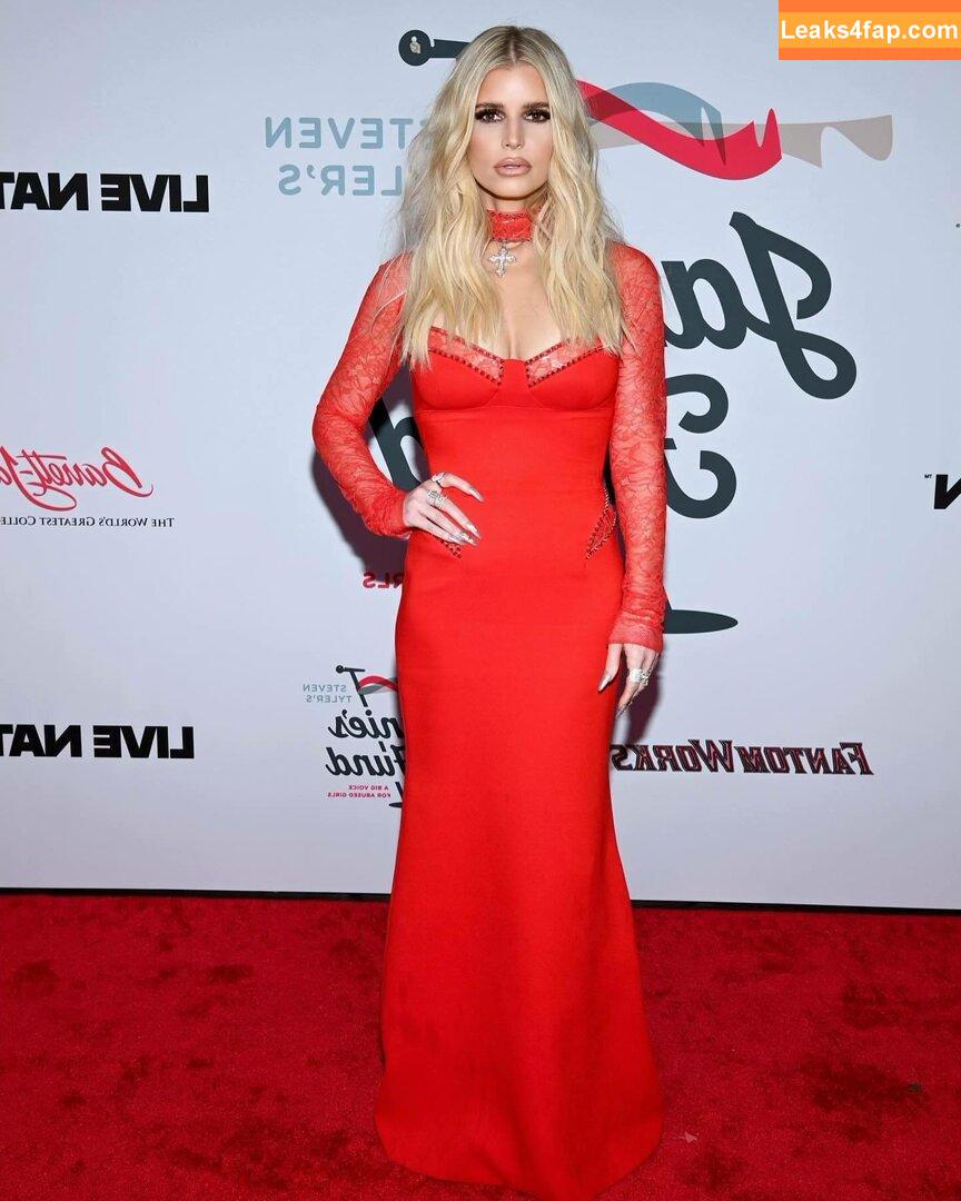 Jessica Simpson / 52529184 / JessicaSimpson leaked photo photo #0437
