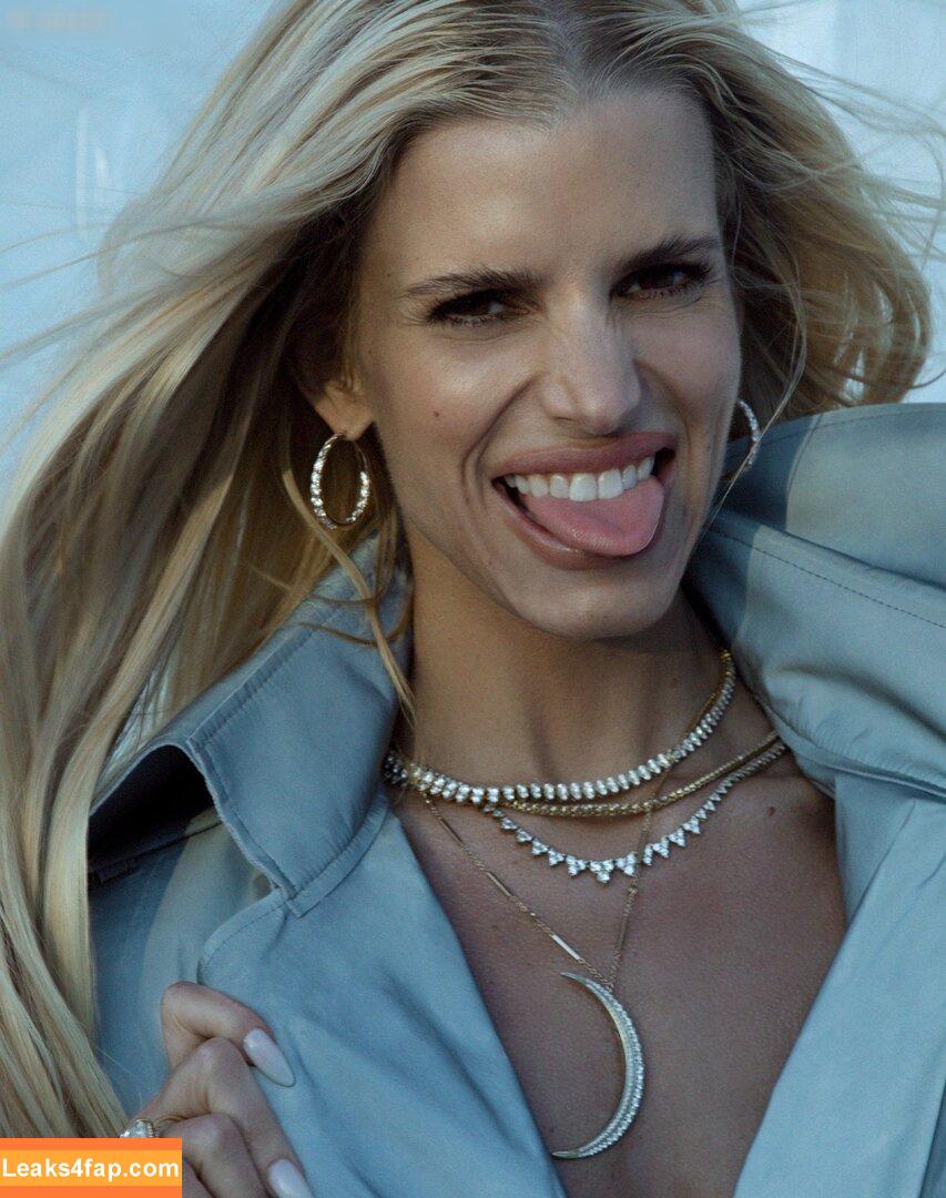 Jessica Simpson / 52529184 / JessicaSimpson leaked photo photo #0540