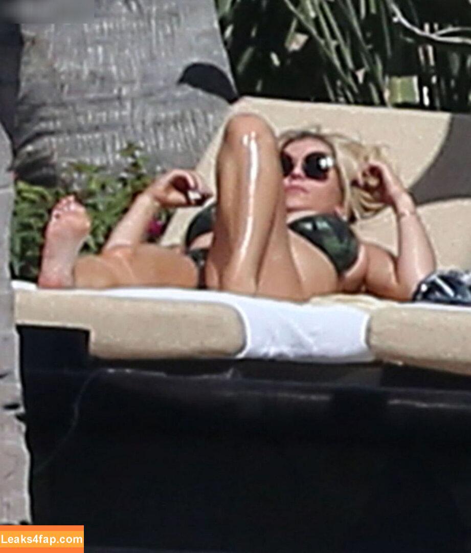 Jessica Simpson / 52529184 / JessicaSimpson leaked photo photo #0671