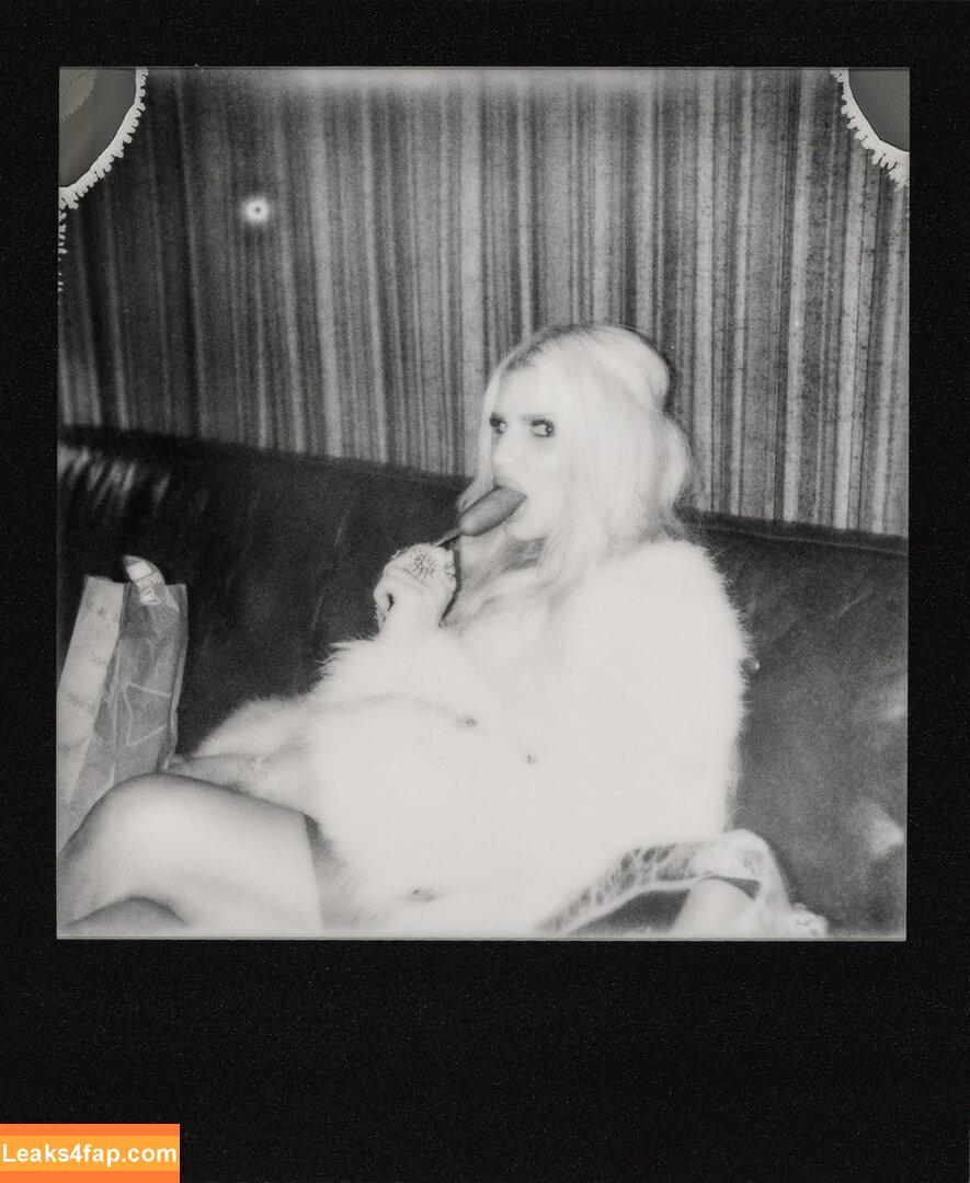 Jessica Simpson / 52529184 / JessicaSimpson leaked photo photo #0680