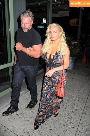 Jessica Simpson фото #0393