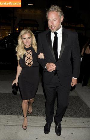 Jessica Simpson фото #0396