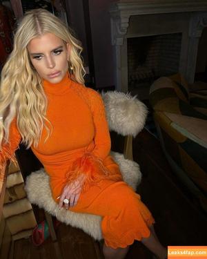 Jessica Simpson photo #0447