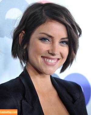 Jessica Stroup photo #0010