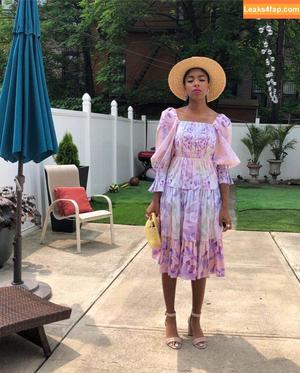 Jessica Williams photo #0068
