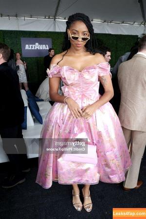 Jessica Williams photo #0077
