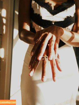 Jessica Williams photo #0095