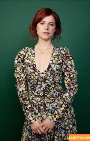 Jessie Buckley photo #0025