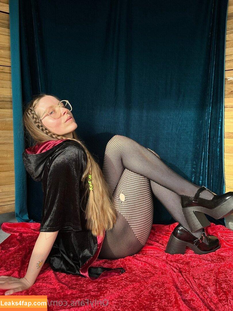 Jessie Cave / jessiecave leaked photo photo #0071