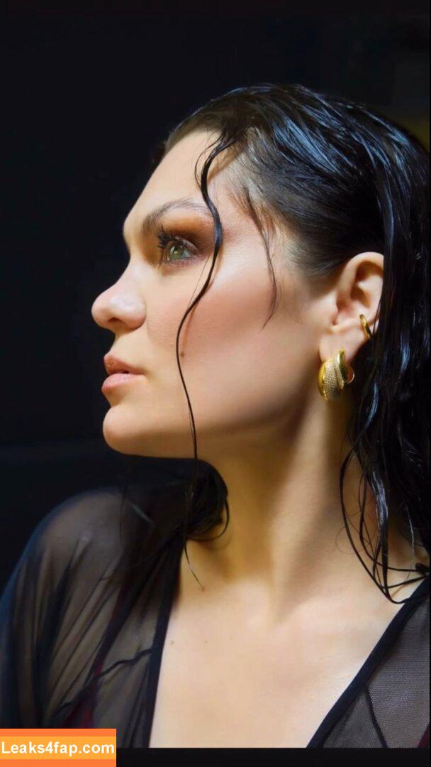 Jessie J / jessie-j / jessiej leaked photo photo #0215