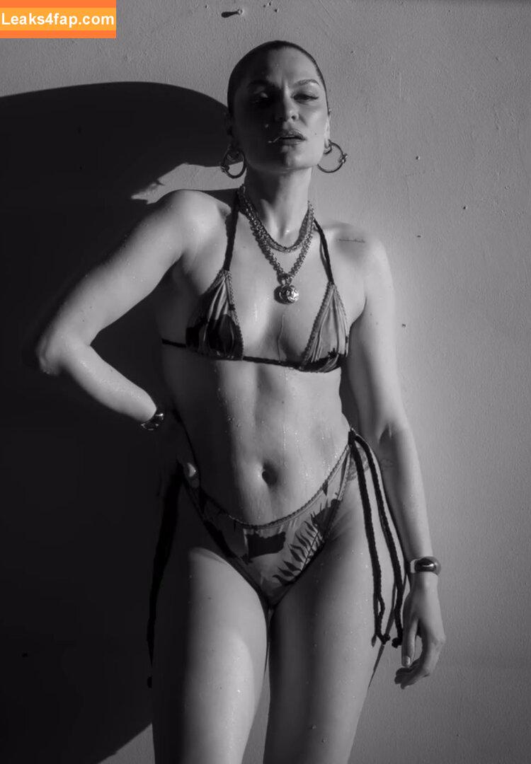 Jessie J / jessie-j / jessiej leaked photo photo #0223