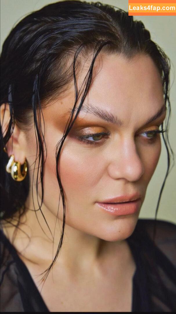 Jessie J / jessie-j / jessiej leaked photo photo #0227
