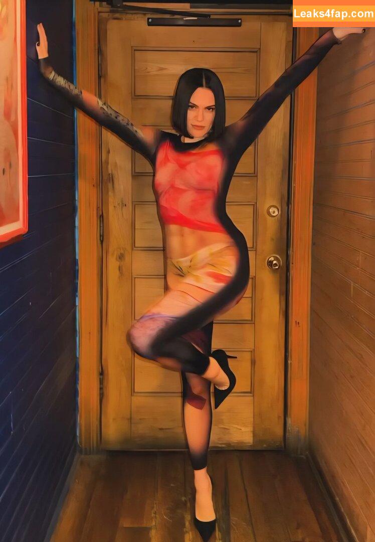 Jessie J / jessie-j / jessiej leaked photo photo #0246