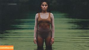 Jessie Reye photo #0001
