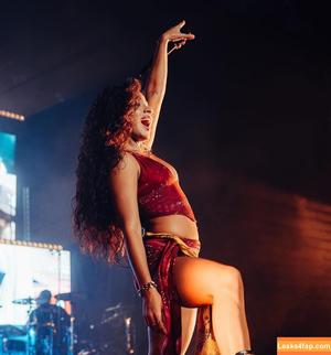 Jessie Reyez photo #0066