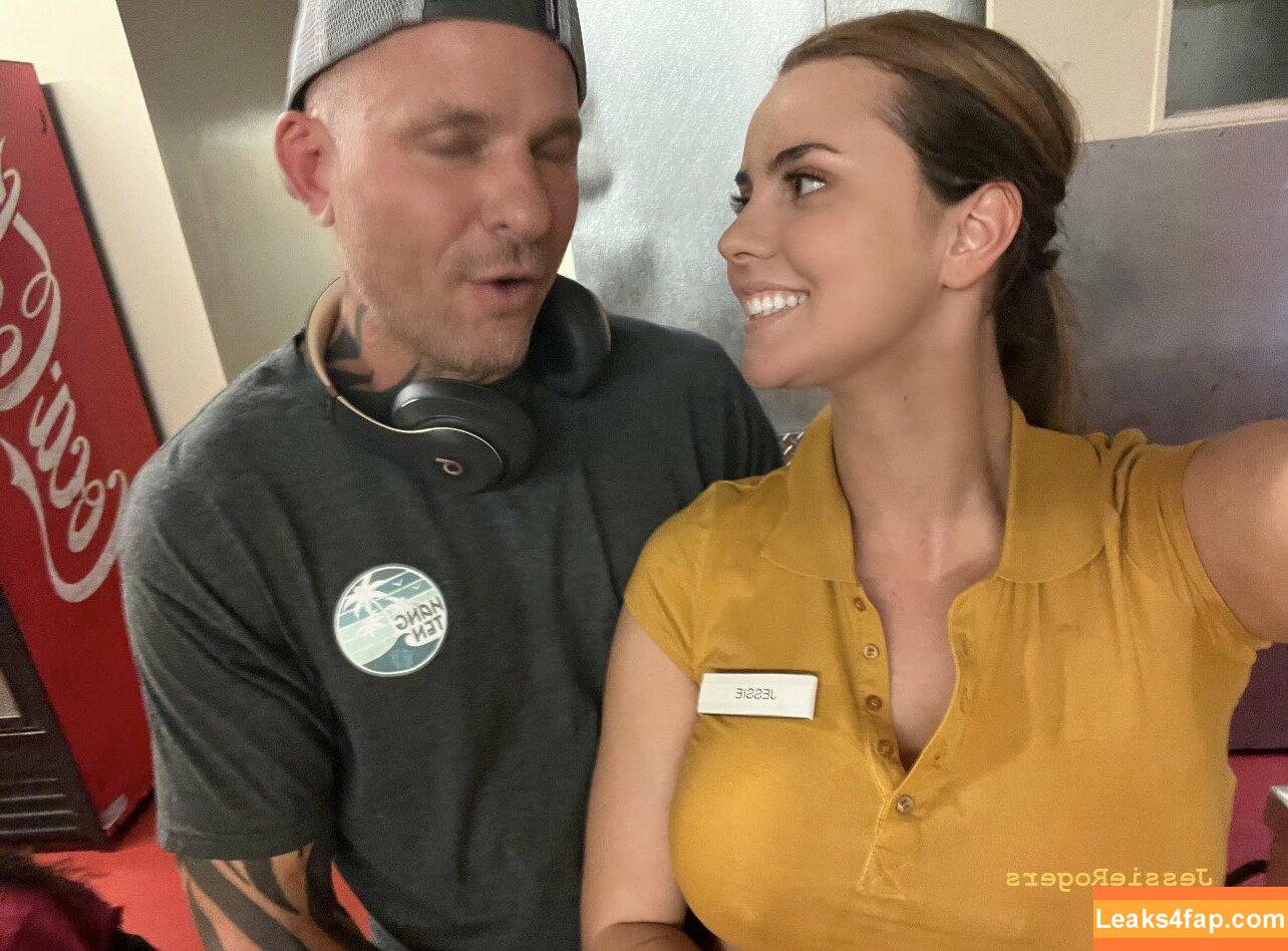 Jessie Rogers / Yourgreenguru / jessierogersgreen / mzjessie / xJessieRogersX leaked photo photo #0239