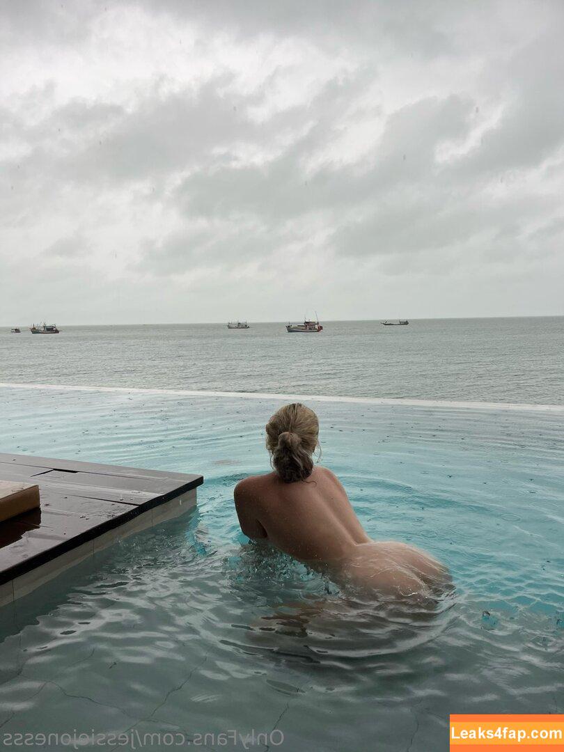 jessiejonesss / jessie.jonesss leaked photo photo #0032