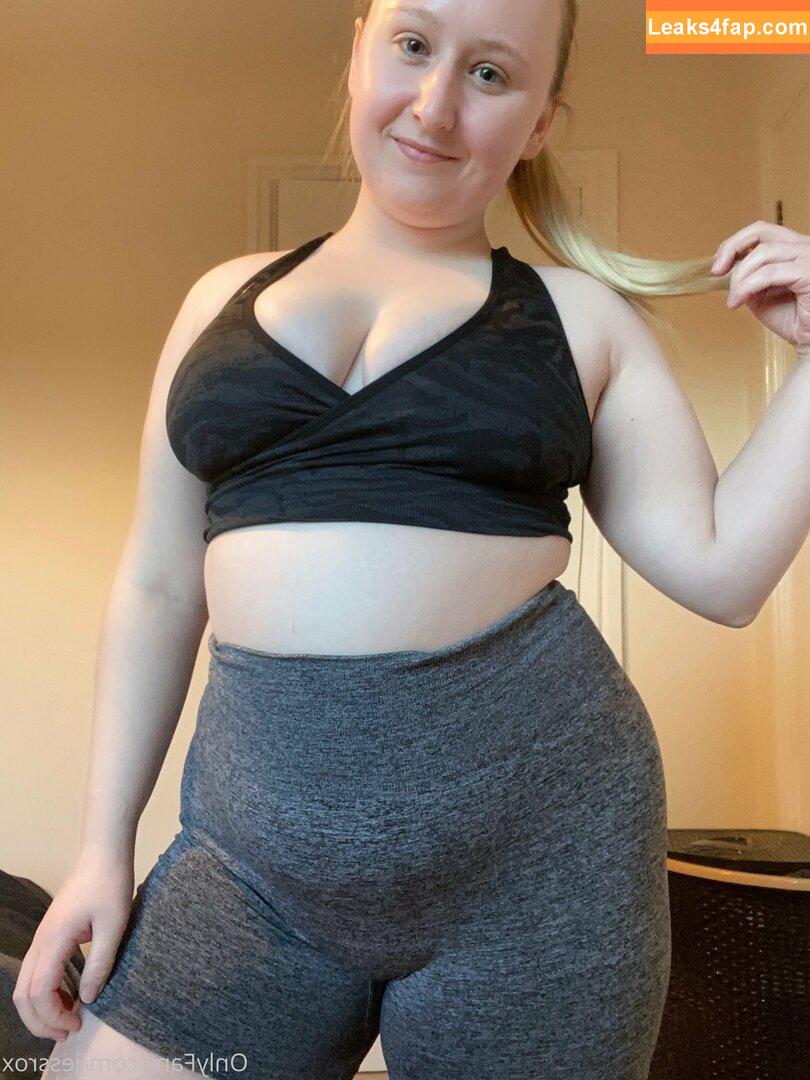jessrox / jessrox_ / jessrox_official leaked photo photo #0053