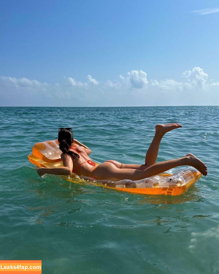 jesssiiiiica / jessicabarton leaked photo photo #0006